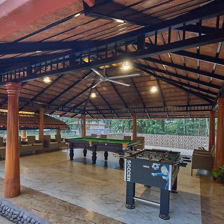 Regenta Resort ساكليشبور المظهر الخارجي الصورة