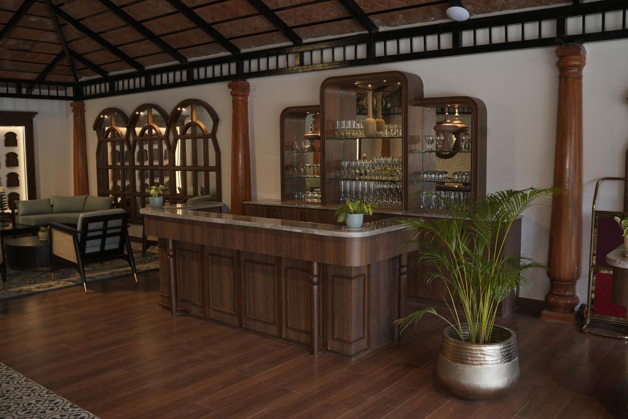 Regenta Resort ساكليشبور المظهر الخارجي الصورة