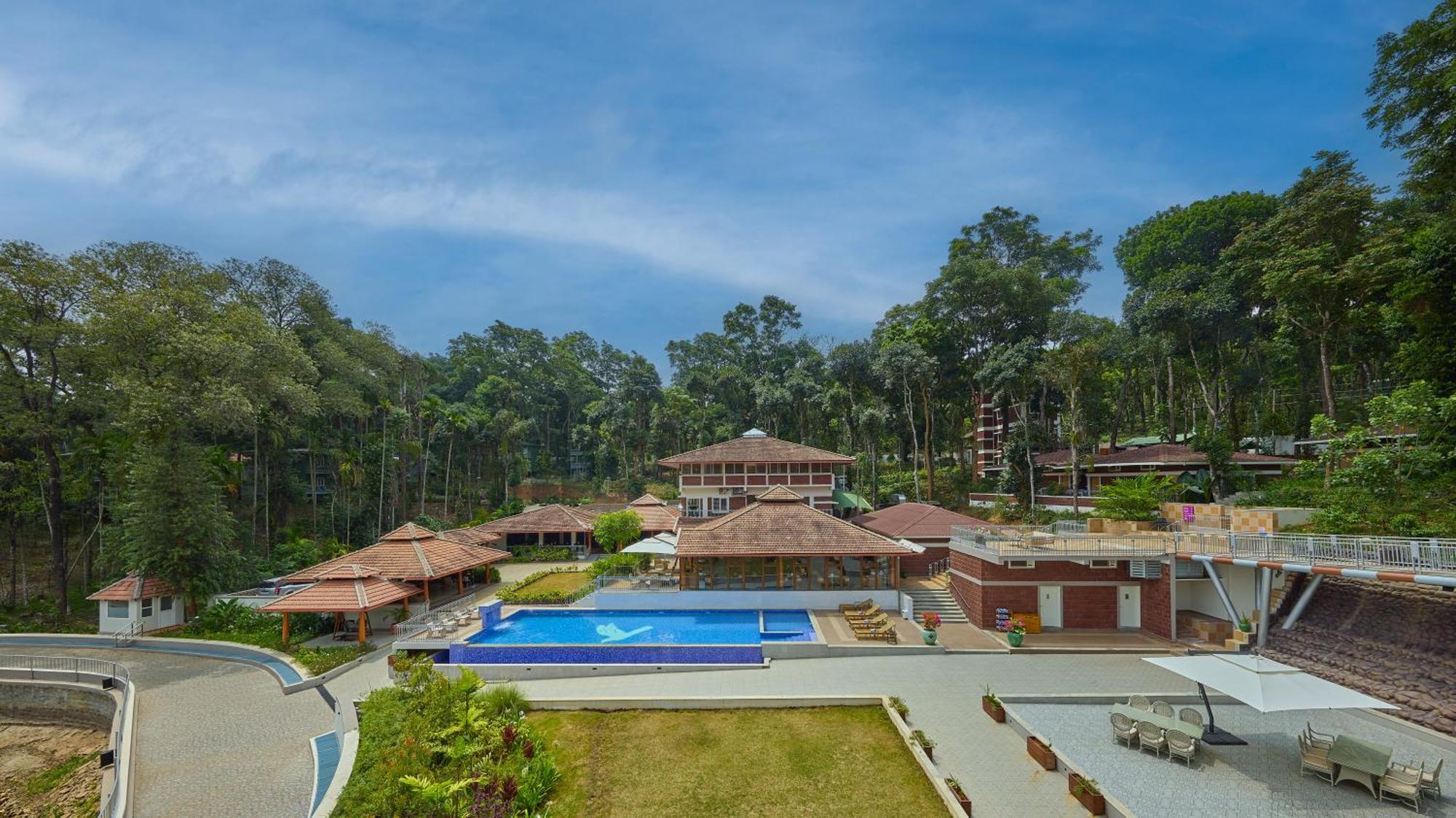 Regenta Resort ساكليشبور المظهر الخارجي الصورة